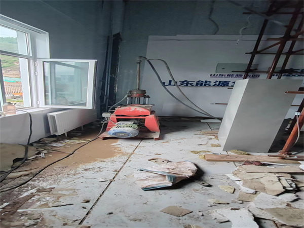 古蔺地基基础下沉墙体裂缝加固注浆顶升施工